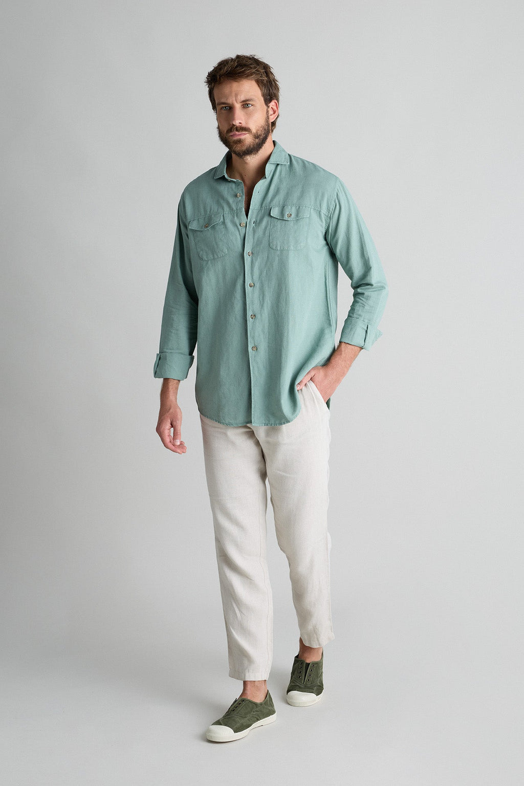 Camisa Lino Algodón 2 Bolsillos con Costura Verde Medio