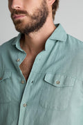 Camisa Lino Algodón 2 Bolsillos con Costura Verde Medio