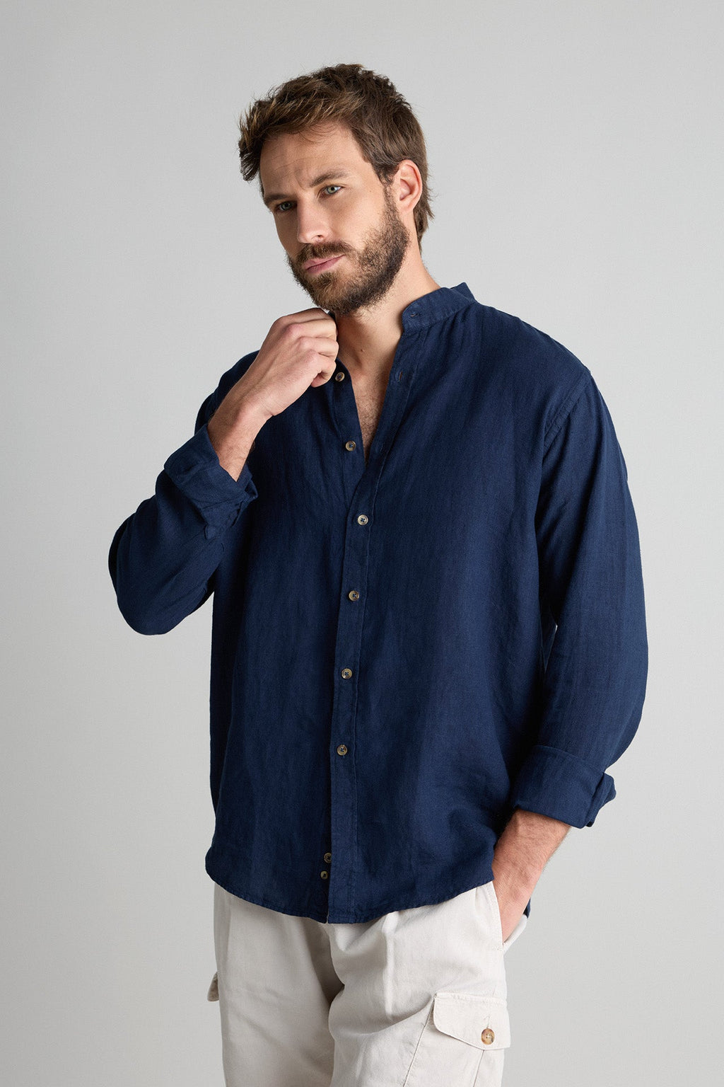 Camisa Lino Cuello Mao Marino Botones Cuerno