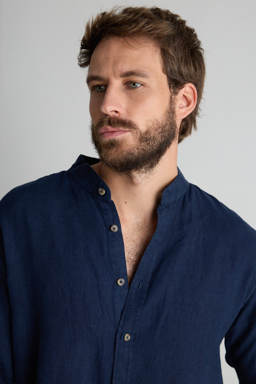 Camisa Lino Cuello Mao Marino Botones Cuerno