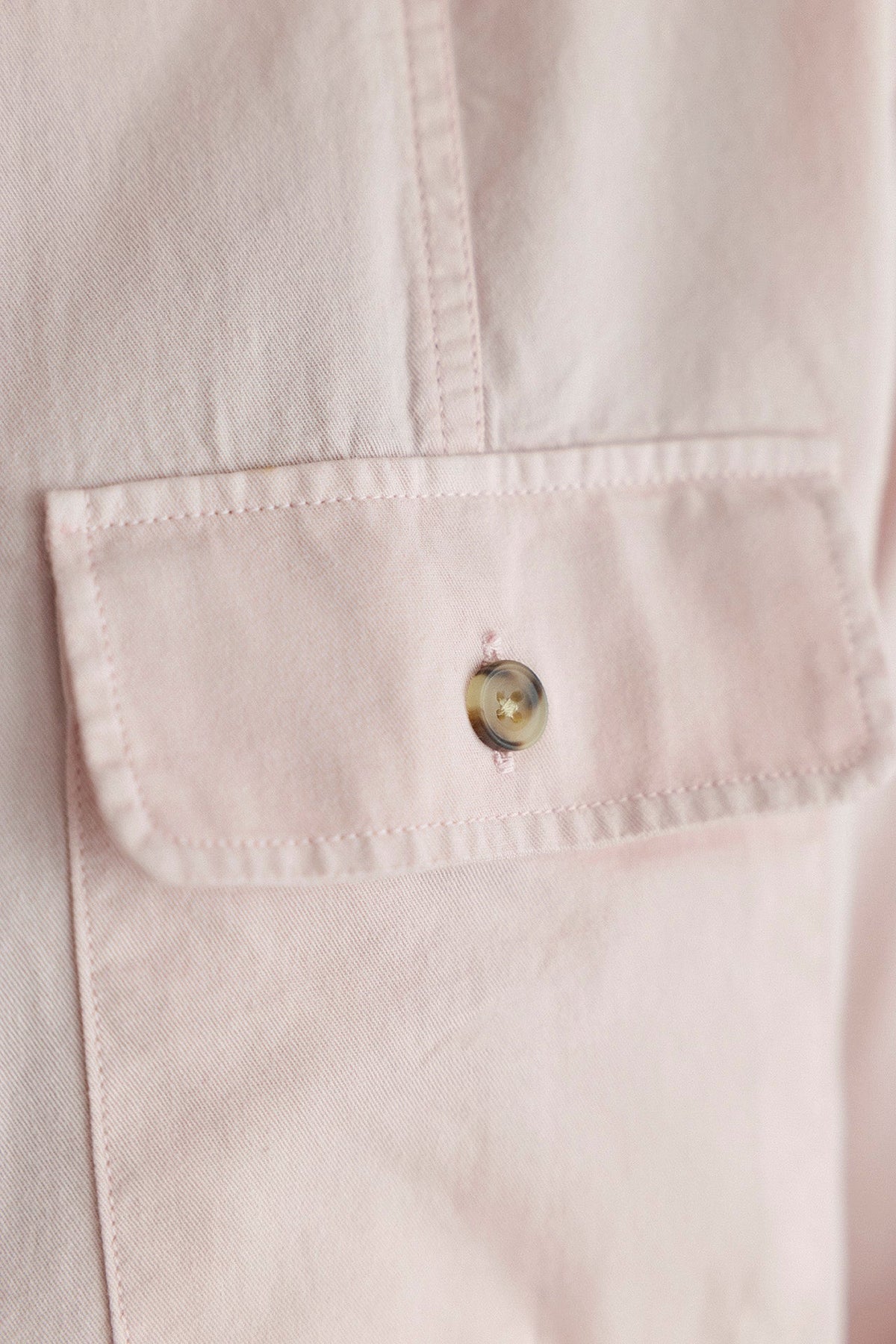 Camisa Algodón 2 Bolsillos Pecho Rosa Palo Costura Vertical