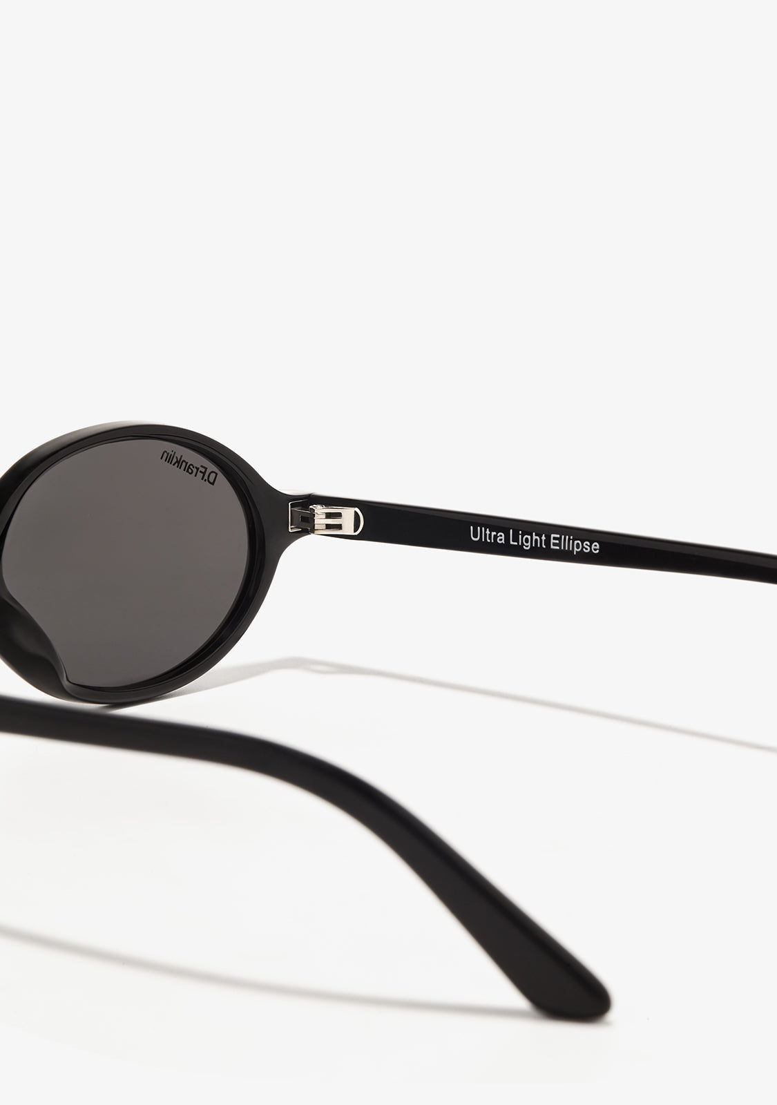 Ultra Light Ellipse
