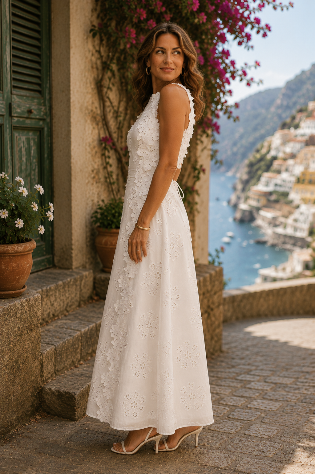 Della | Elegante vestido largo bordado