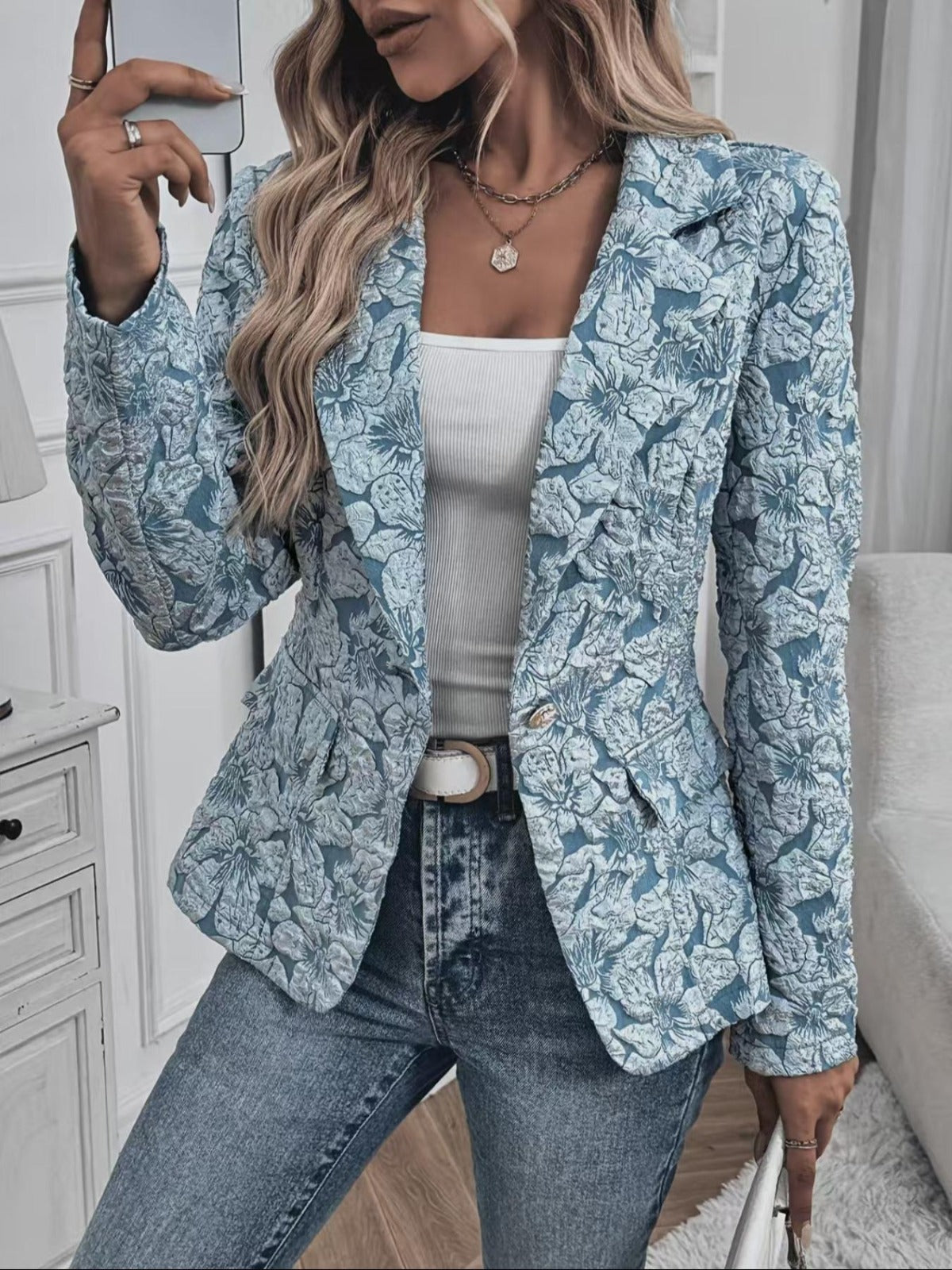 Blazer entallado para mujer de jacquard con estampado paisley