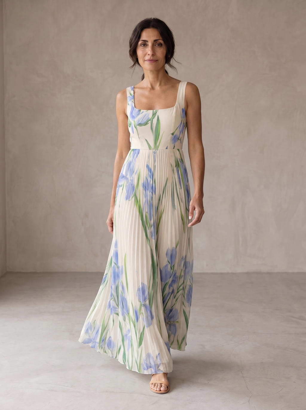 Oriah | Vestido maxi de línea A con estampado floral